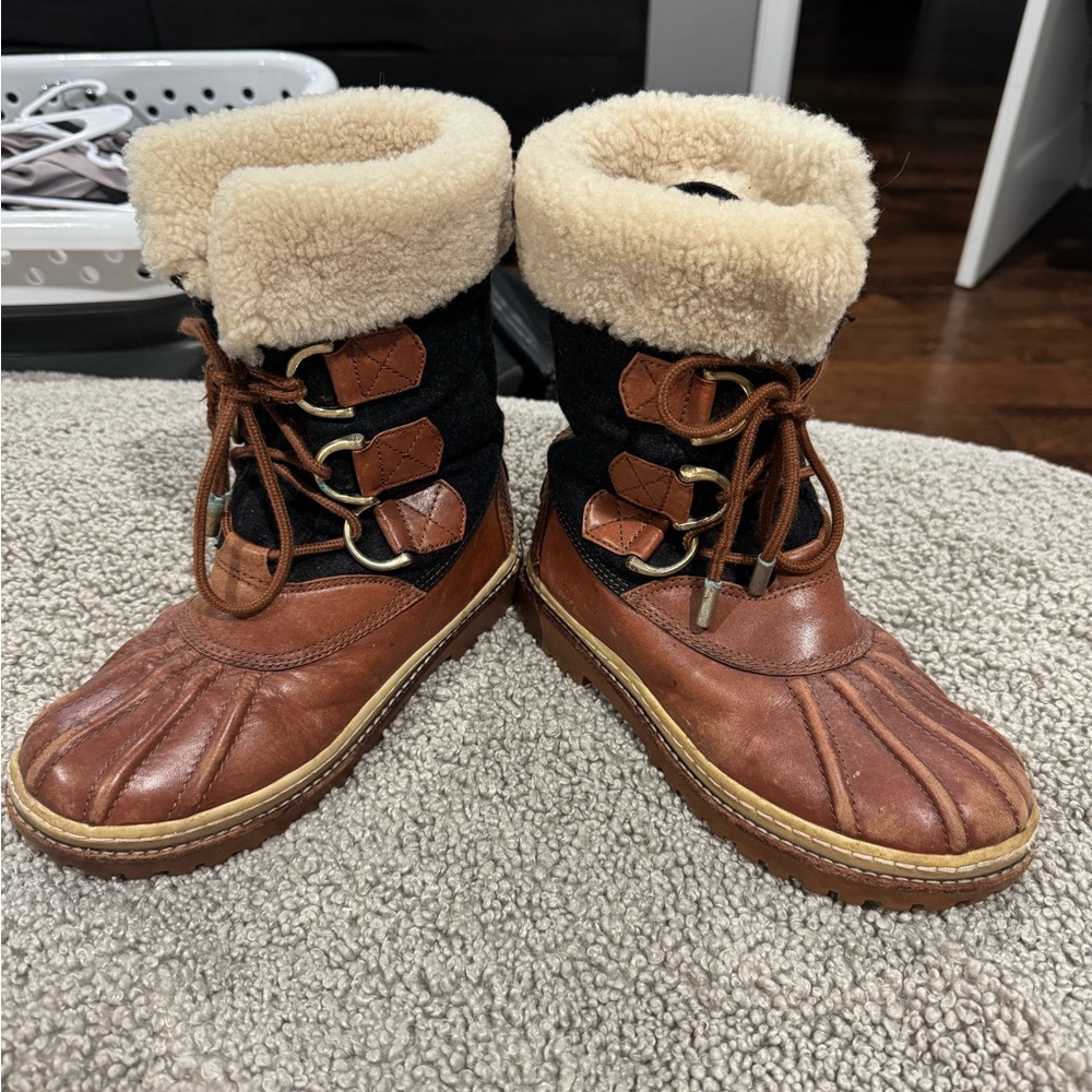 Tory Burch, snow boots size 7